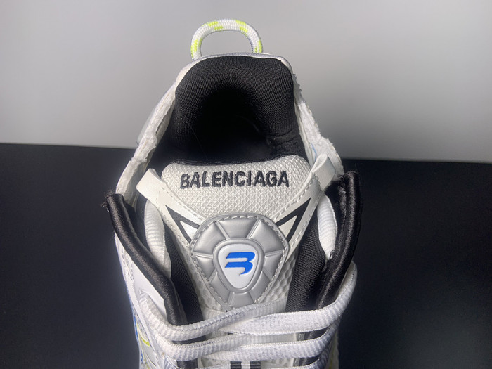 BALCIA RUNNER SNEAKER