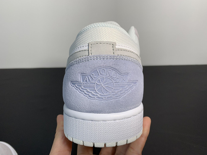 Air Jordan 1 Low "Paris" CV3043-100