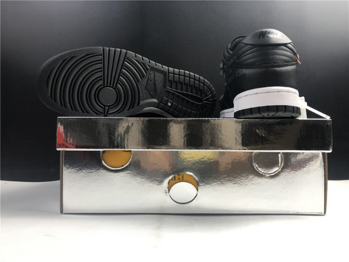 OFW x Nike Dunk CT0856-002