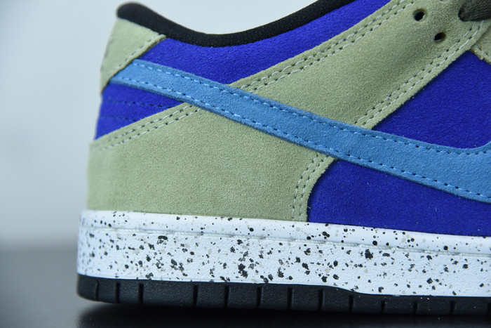 Nike Dunk Low SB Celadon BQ6817-301