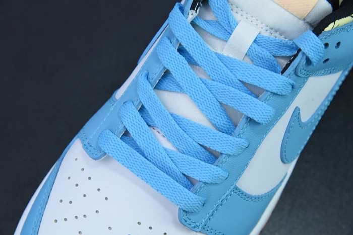 Nike x Kyrie Irving Dunk Low DN4179-400