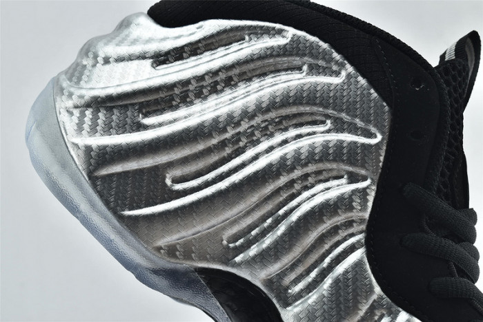 Nike Air Foamposite Pro Silver Surfer 616750-004