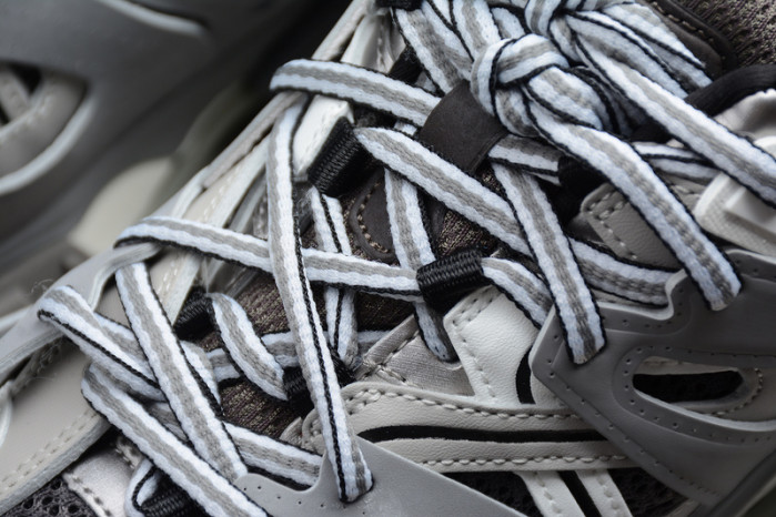 BALCIA Track SNEAKER (LED)