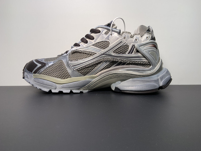 BALCIA RUNNER SNEAKER