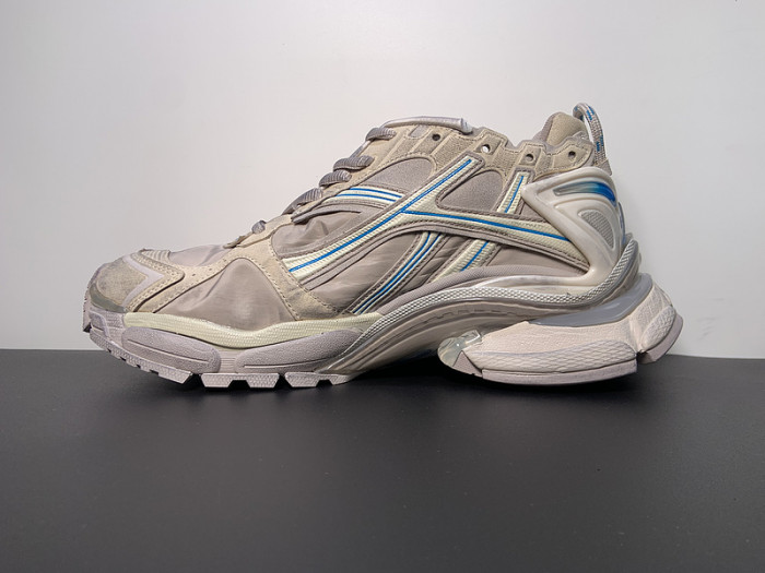 BALCIA RUNNER SNEAKER