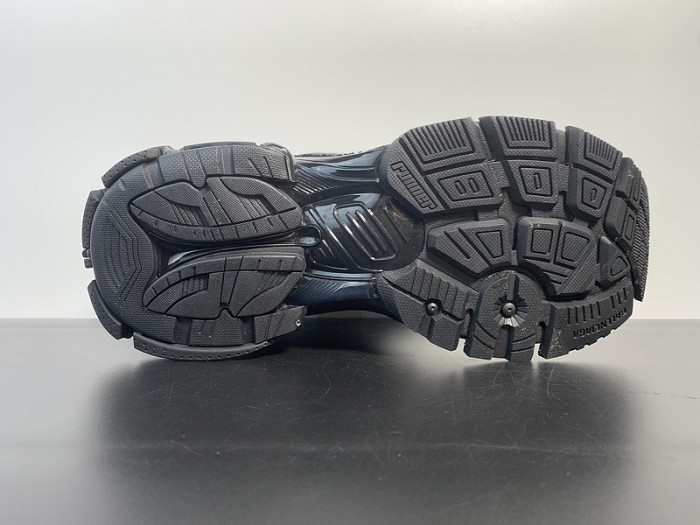 BALCIA RUNNER SNEAKER