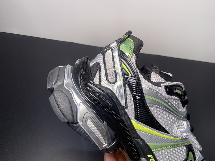 BALCIA RUNNER SNEAKER