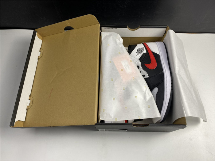 Air Jordan 1 Mid “White Shadow” 554724-073