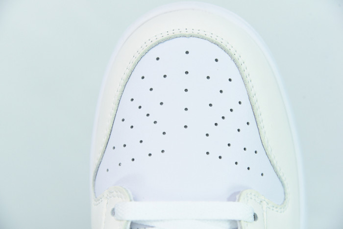 Nike Dunk Low Move To Zero Sail DD1873-101