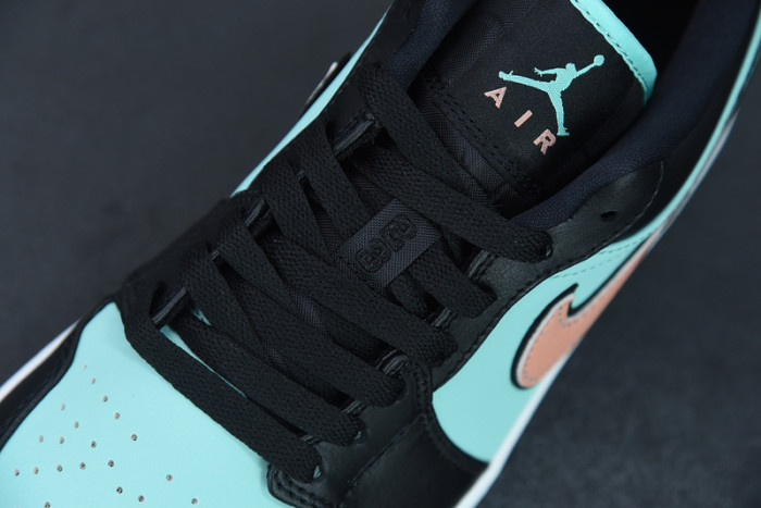 Air Jordan 1 Low SE “Tropical Twist” CK3022-301