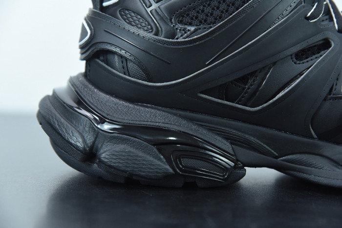 BALCIA Track SNEAKER