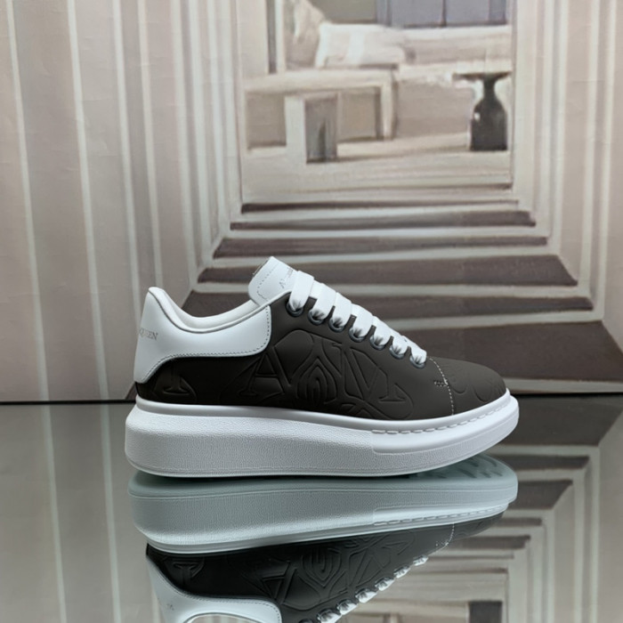 ALEXMQ Sneakers