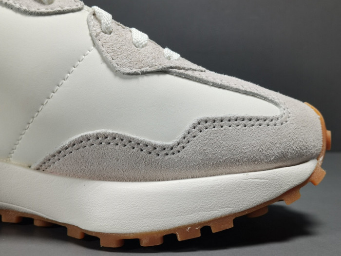 (WMNS) New Balance 327 