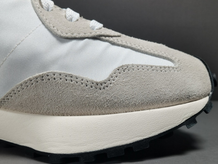 New Balance 327 Sea Salt Black MS327FE