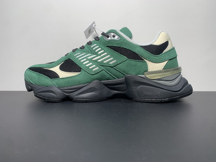 New Balance 9060 Team Forest Green U9060VRA