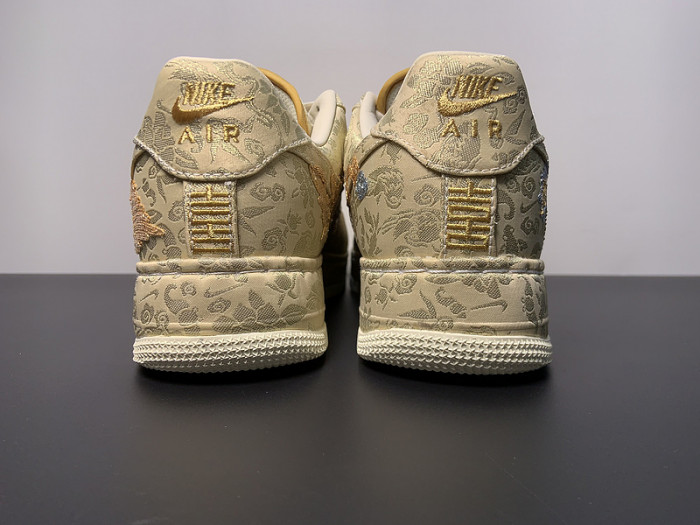 NIKE AIR FORCE 1 LOW 07 