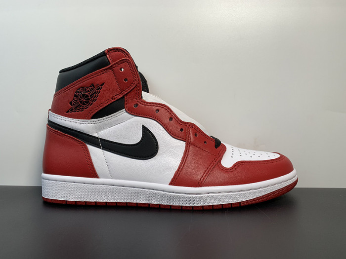 AIR JORDAN 1 RETOR HIGH OG CHICAGO RED 555088-101