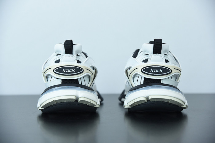 BALCIA Track SNEAKER