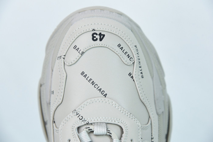 BALCIA Triple S Sneaker