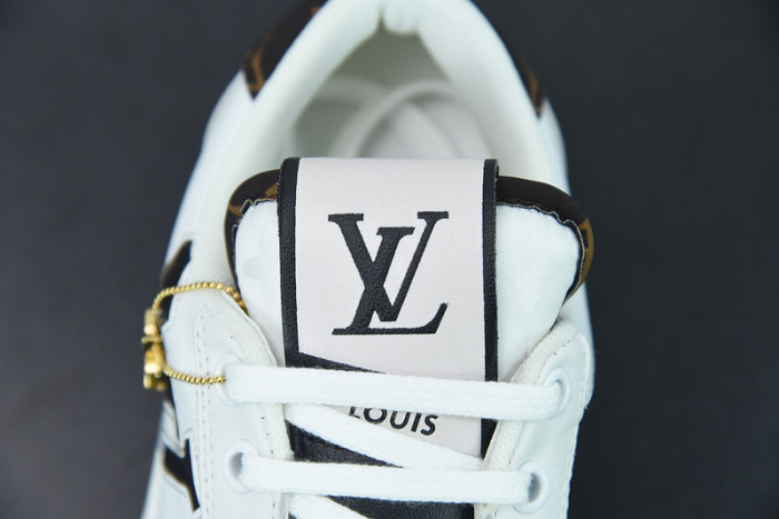 LUSV SNEAKERS