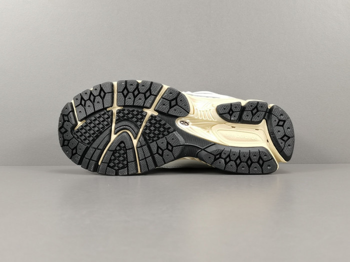 New Balance 1906R "Sea Salt & Marblehead" M1906RP