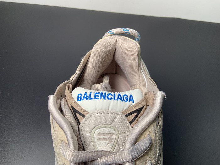 BALCIA RUNNER SNEAKER