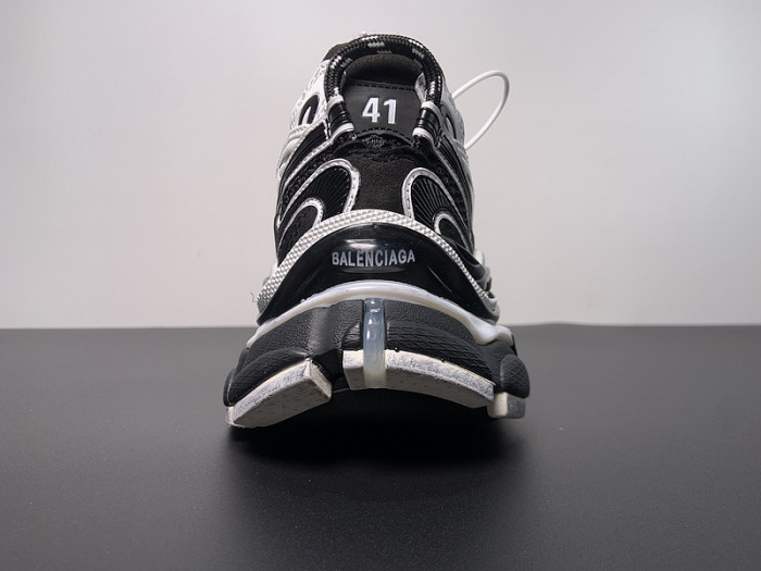 BALCIA RUNNER SNEAKER