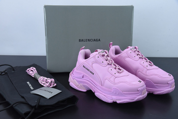BALCIA Triple S Sneaker