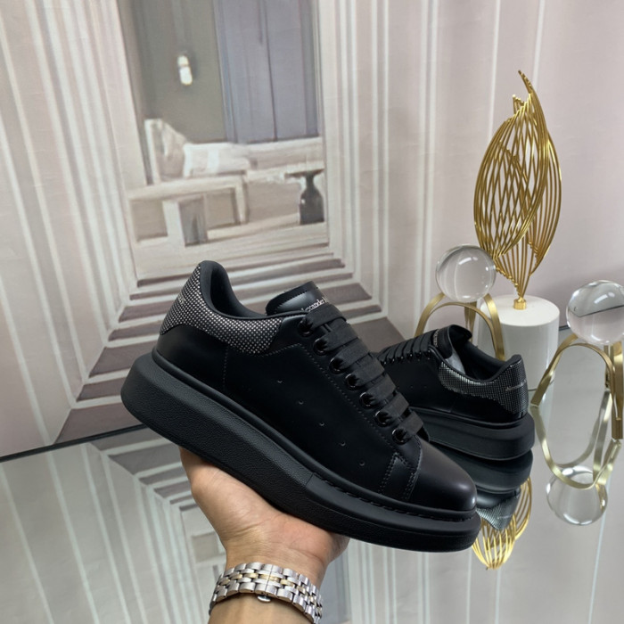 ALEXMQ Sneakers