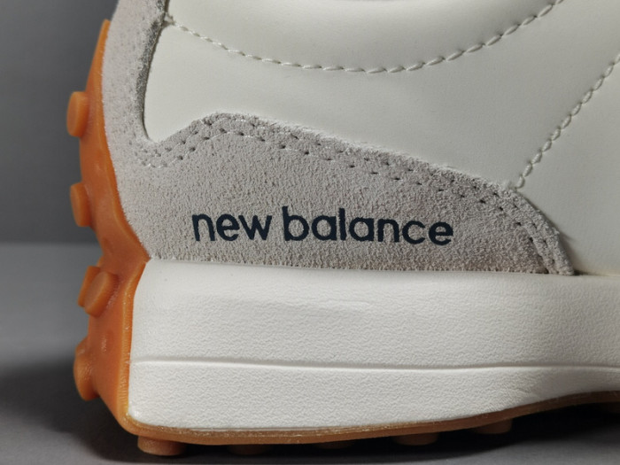 (WMNS) New Balance 327 