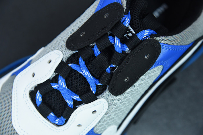 BALCIA TRIPLE S SNEAKER