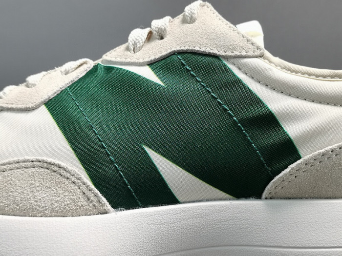 New Balance 327 Timberwolf Nightwatch Green MS327HR1