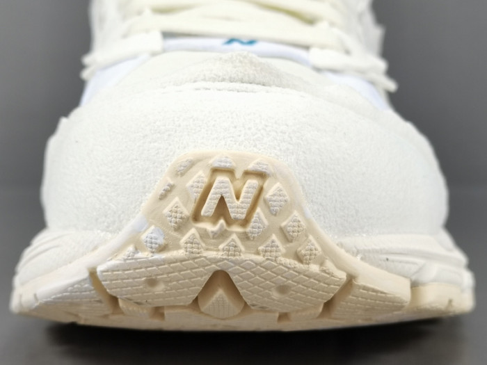 New Balance 2002R ＂Reflned Future＂ ML2002RDC