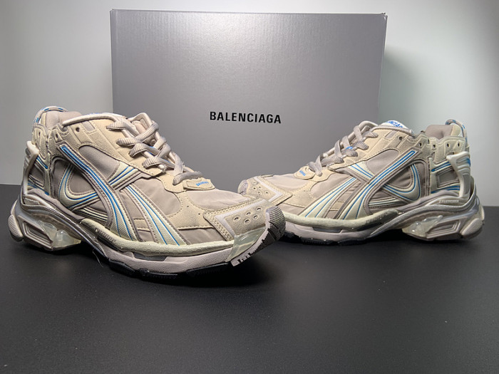 BALCIA RUNNER SNEAKER