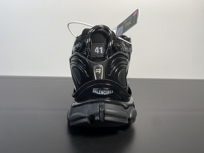 BALCIA RUNNER SNEAKER