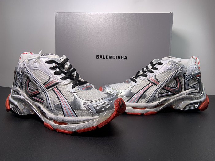 BALCIA RUNNER SNEAKER