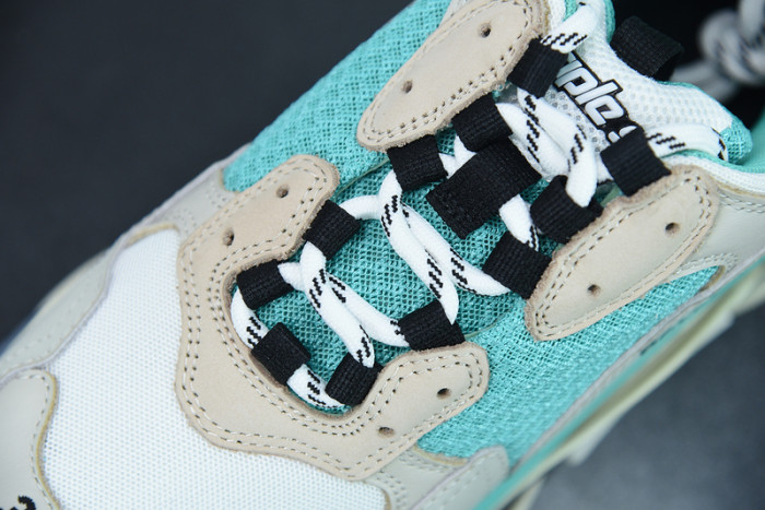 BALCIA Triple S Sneaker