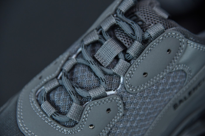 BALCIA Triple S Sneaker