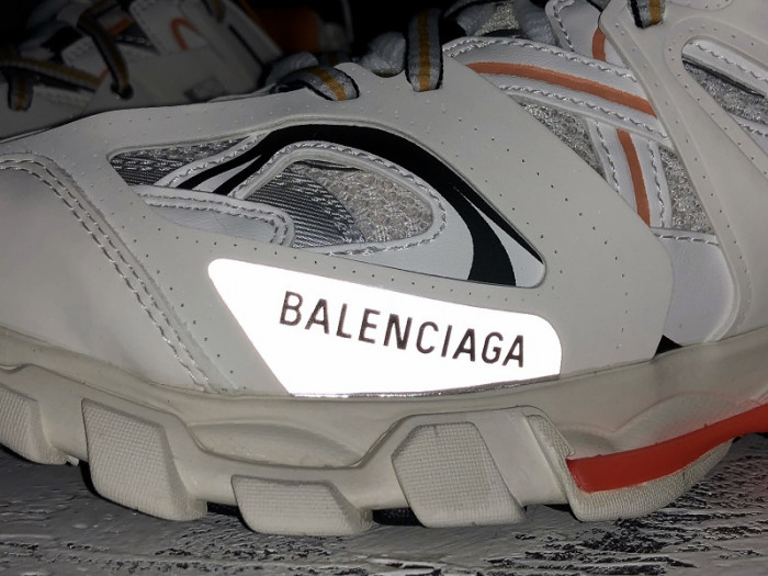 BALCIA Track SNEAKER (LED)