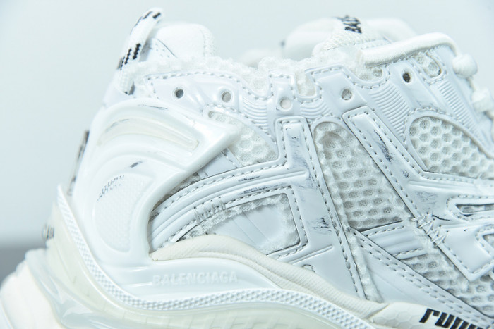 BALCIA RUNNER SNEAKER