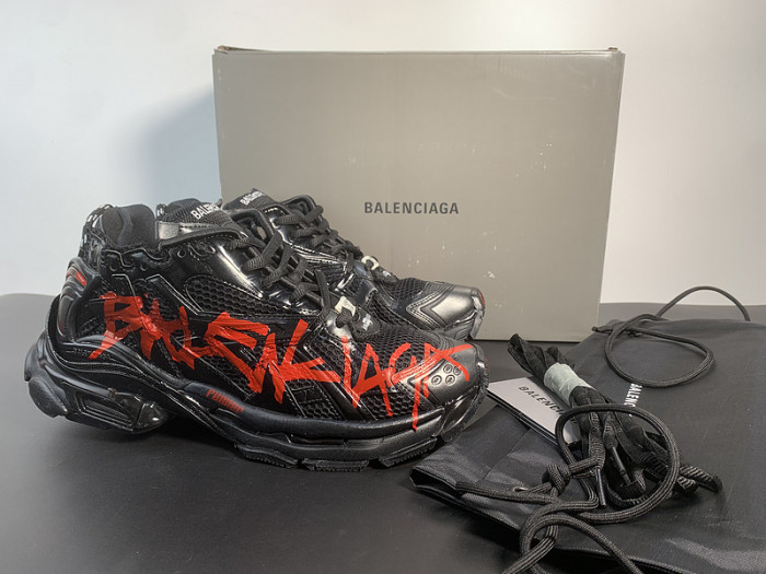 BALCIA RUNNER SNEAKER