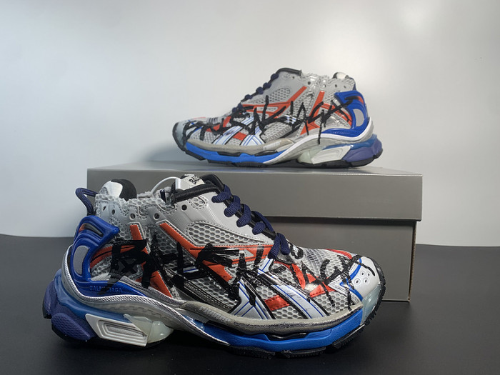 BALCIA RUNNER SNEAKER