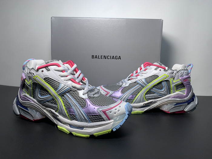 BALCIA RUNNER SNEAKER
