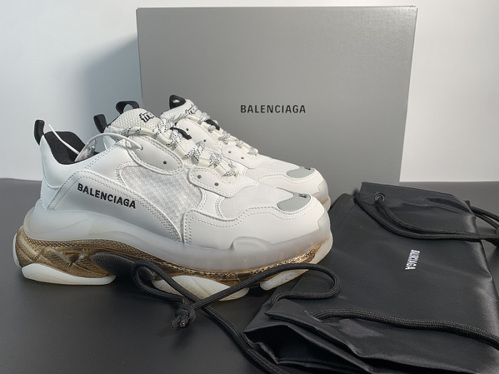 BALCIA TRIPLE S SNEAKER