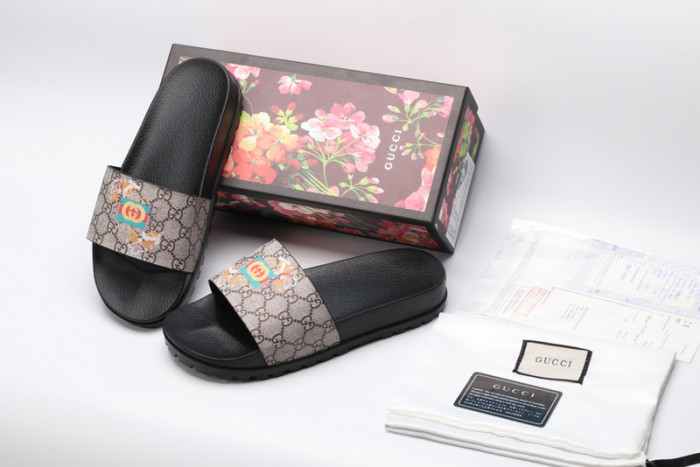 GCI GG Slide Sandal