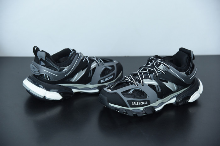 BALCIA Track SNEAKER