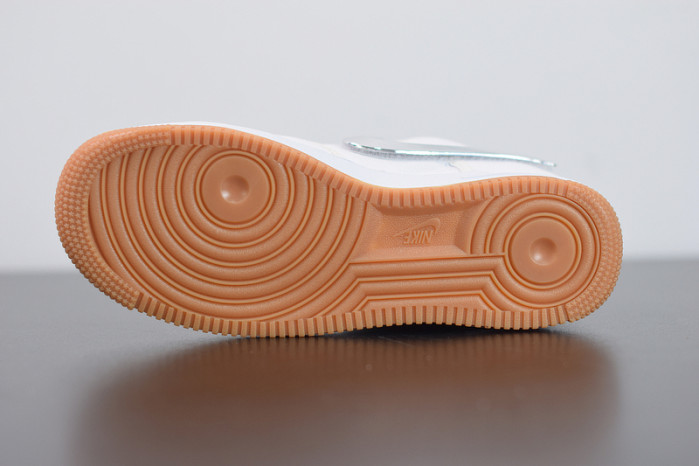 Travis Scott x Air Force 1 AQ4211-100