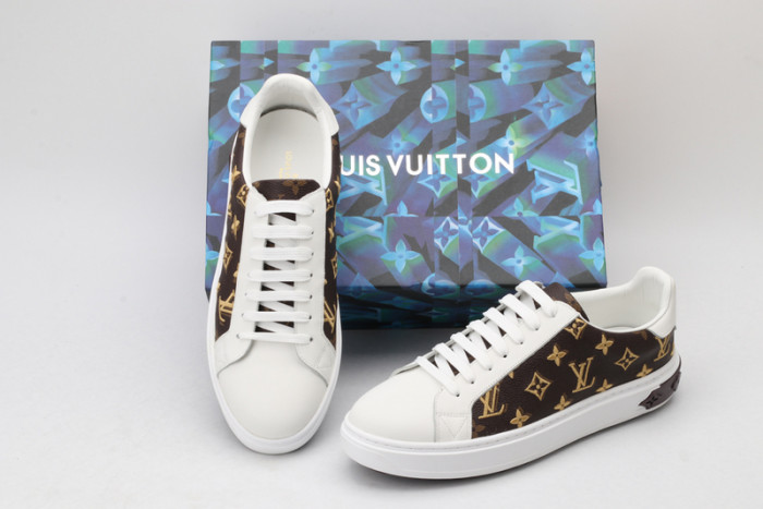 LUSV SNEAKERS