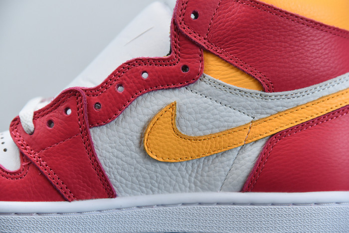 Air Jordan 1 High OG“Light Fusion Red” 555088-603