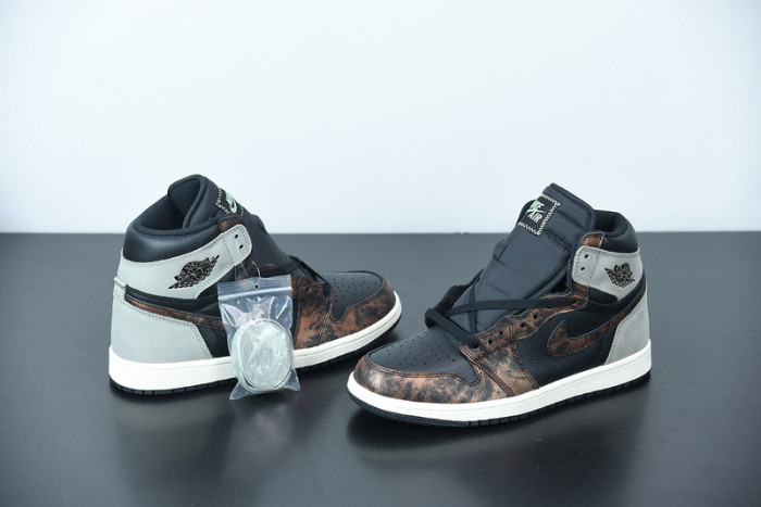 Air Jordan 1 High OG “Patina” 555088-033